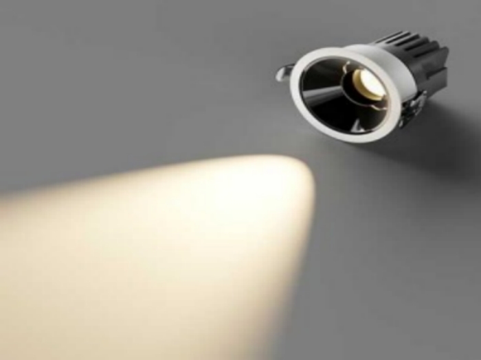 Quelle est la différence entre un downlight LED et un spot LED ?-À propos de l'éclairage