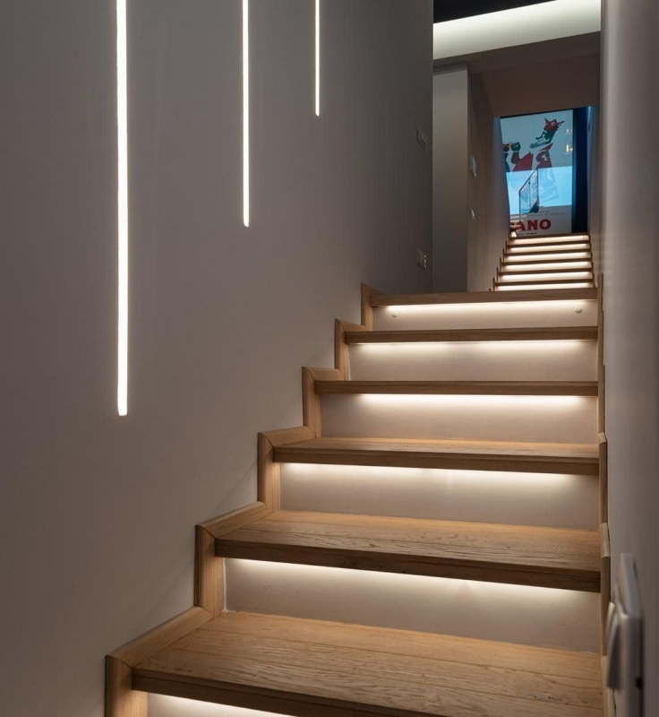 Comment installer des bandes lumineuses LED encastrées-Wiki--Floating Stairs A Gravity Defying Design Trend The Evolution of Cantilevered Staircases Glass 副本